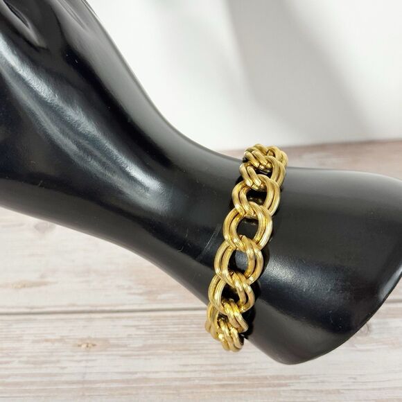 Avon Vintage Textured Chunky Double Curb Chain Link Bracelet Large 7.5” Signed - Picture 9 of 12